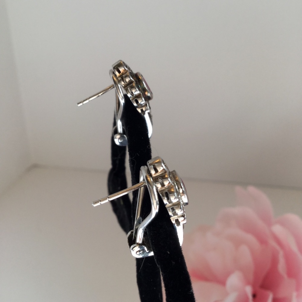 🚫SOLD🚫RUBY CAB EARRINGS CLIP/POST🌸 - Picture 4 of 8